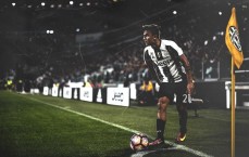 中彩网：U23亚洲杯，定位球制胜李昊神勇扑救，国足青年军逼近淘汰赛