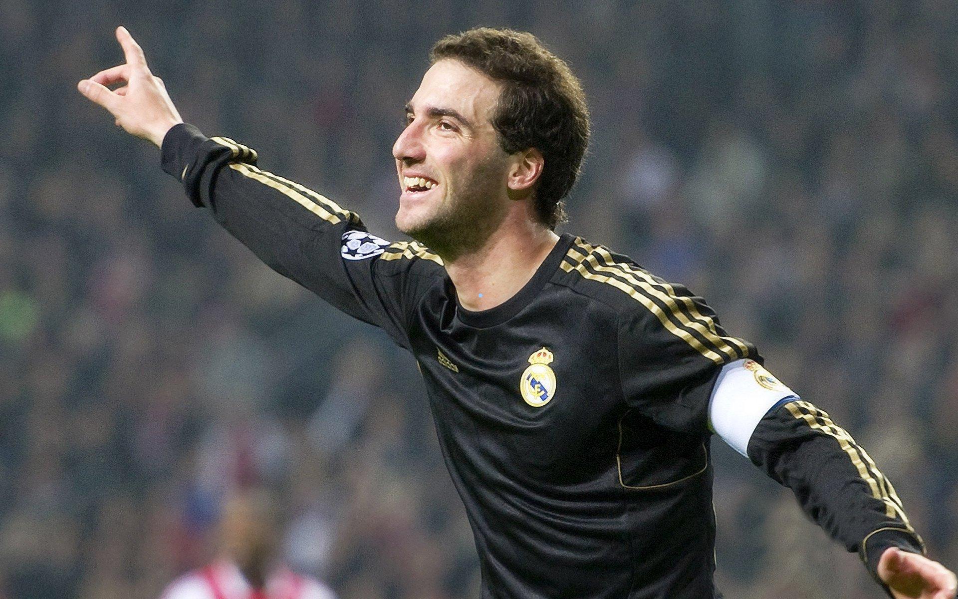 科尔力挺德雷蒙德格林，十二载正负值印证贡献，呼吁各界给予耐心