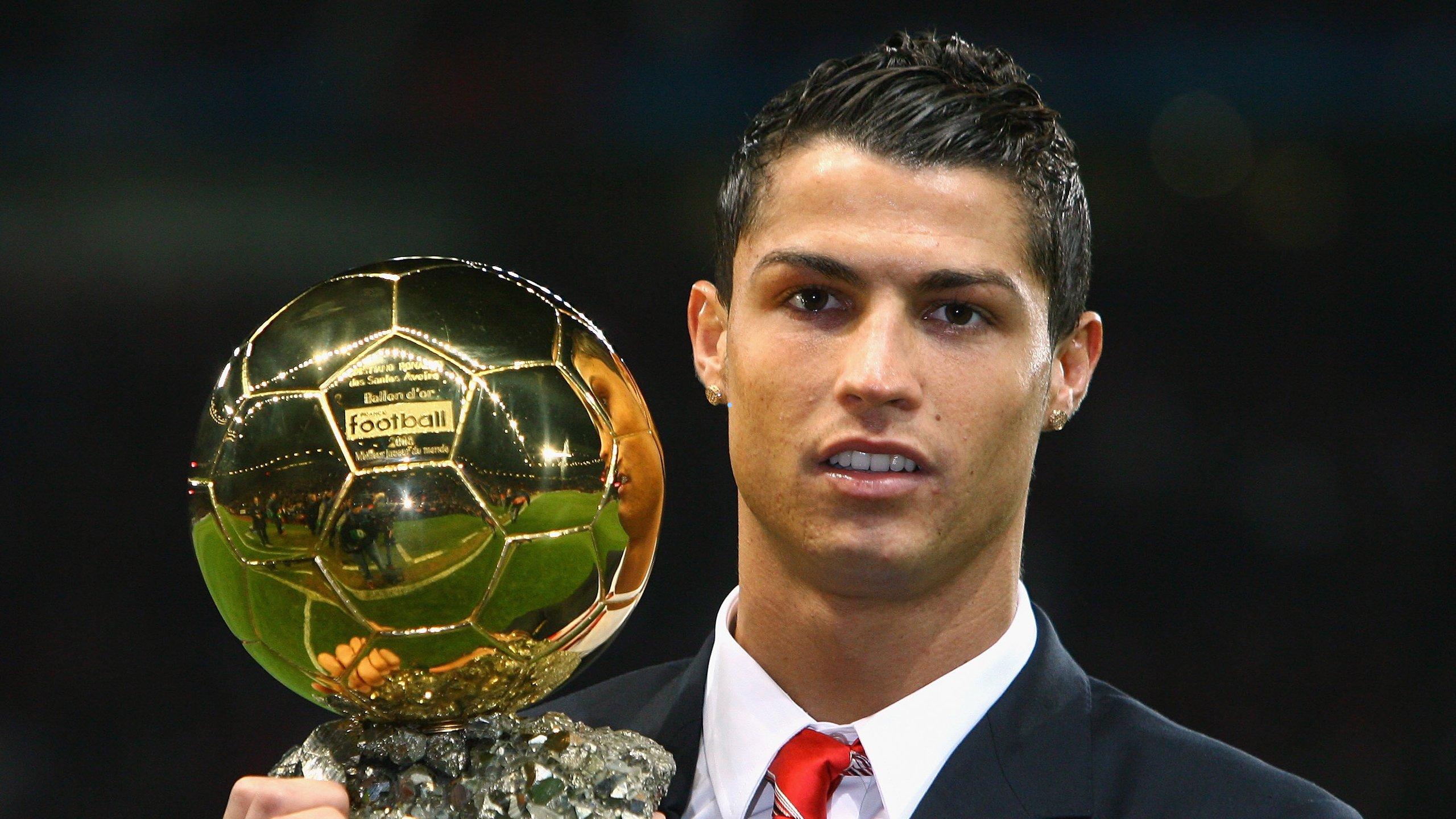 FIFA男足年度最佳最终排名，登贝莱折桂，亚马尔与姆巴佩跻身三甲